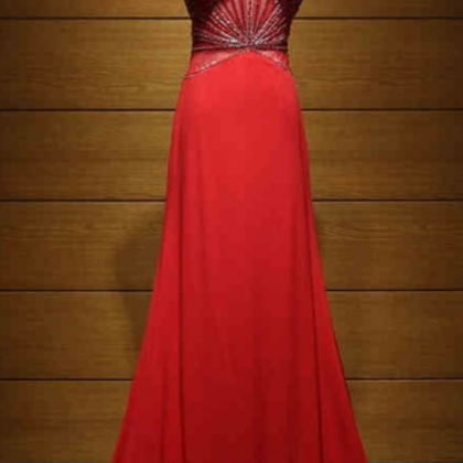 The Evening Dress Of The Party In The Beautiful..