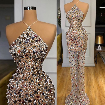 Luxurious Halter Prom Dresses with ..