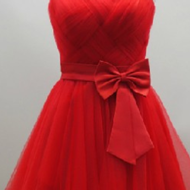 Red Sweetheart Strapless Knee Length Homecoming..
