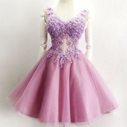Homecoming Dress V-neck Appliques Lilac Short Prom..
