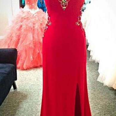 Gorgeous Red Fitted Sweetheart Side..