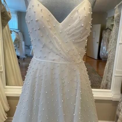 Elegant Sweetheart A-line Tulle Evening Dress..