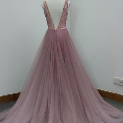 Elegant Neck Beaded Sexy Backless Tulle Formal..