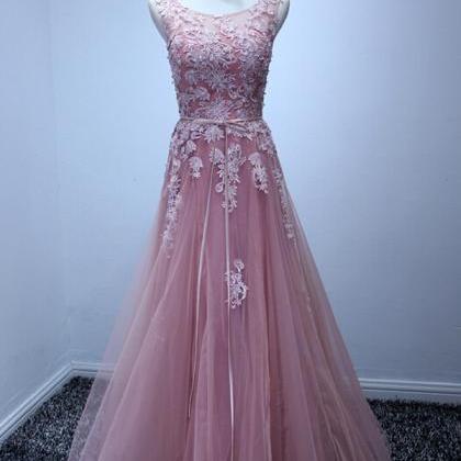 Elegant Sweetheart A-line Appliques Tulle Formal..