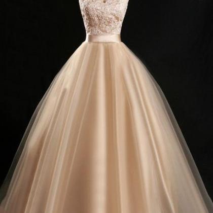 Elegant Sweetheart Lace Appliques Tulle Formal..