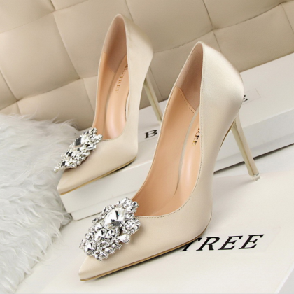 Pointed Toe High Heel Satin Pumps w..
