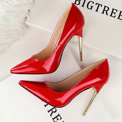 Pointed Toe Patent Leather Stiletto..