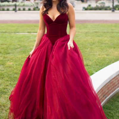 Custom Made Dark Red Sweetheart Neckline Velvet Bodice and Tulle Ball Gown Prom Dress