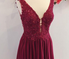 Burgundy Lace V Neck Sleeveless A-line Mini Homecoming Dress, Beading