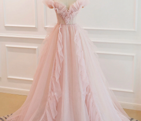 Elegant A Line Off The Shoulder Tulle Long Prom Dress main image 0
