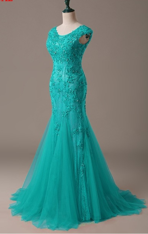 The Sexy Mermaid Longbow Dressed Up As A Woman's Square Formal Prom Gown