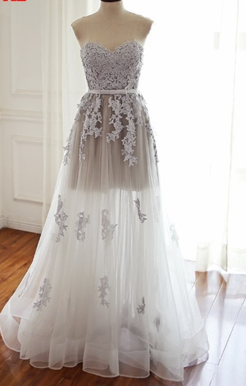 open lace back dress Vintage Ivory Beaded Wedding Dress in Petite – WearMyWardrobeOut