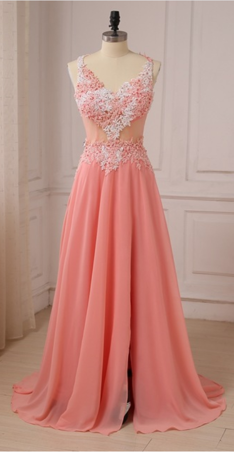 Arrive At The Applique V-neck Chiffon Evening Dress Ball Gown With A Sequined Dress And A Tailored Evening Gown