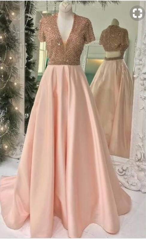 A Sexy Pink Prom Dress, A Sexy V-neck Ball Gown With Short Sleeves And A Long Gown.