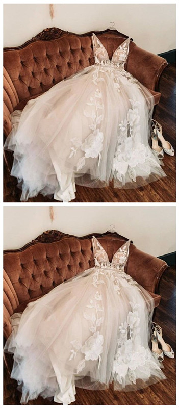 Tulle v neck embroidery wedding dresses 