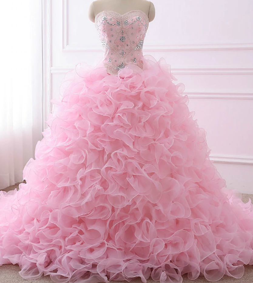 Quinceanera Dresses Ball Gown Sweetheart Organza Crystals Beaded Ruffles