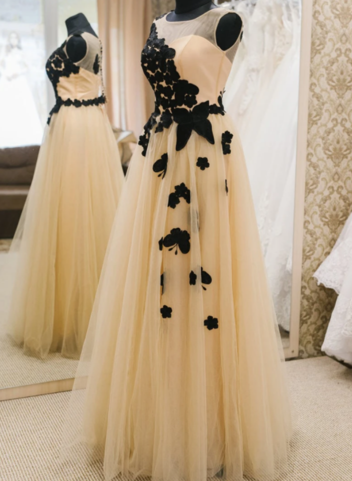 Feminine Party Dress, Tulle Lace Dress, Princess Simple Dress, Prom Dress, Evening Dress, Cocktail Dress, Floral Maxi Wedding Dress