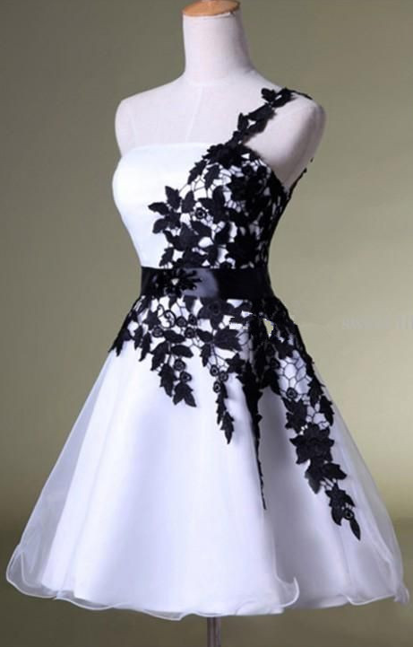 Vintage Black Lace White Organza Short Prom Dresses Homecoming Dress,one Shoulder Belt Made Evening Party Gown Cocktail Dress