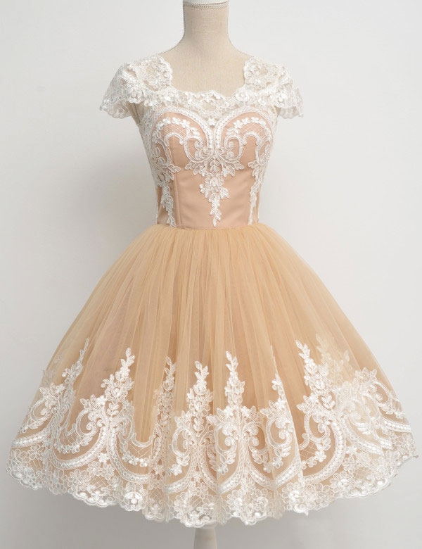 Champagne Tulle Prom Dresses, White Lace Prom Dresses Appliquéd, Short Homecoming Dresses
