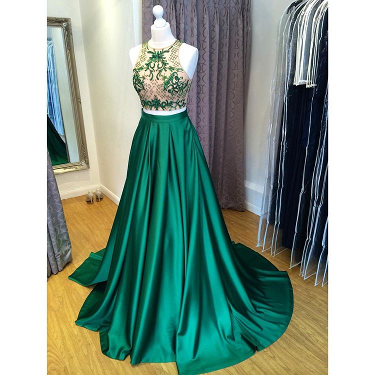 Two Piece Prom Dresses,green Two Piece Cut Out Shoulder Prom Dress, Formal Gown Beaded Crop Top Evening Gowns