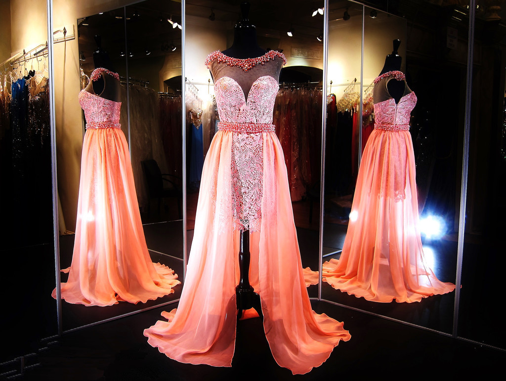 Prom Dress,modest Prom Dress,gorgeous Hi-lo Lace Illusion Evening Dress 2017 Beading Sleeveless Prom Dress