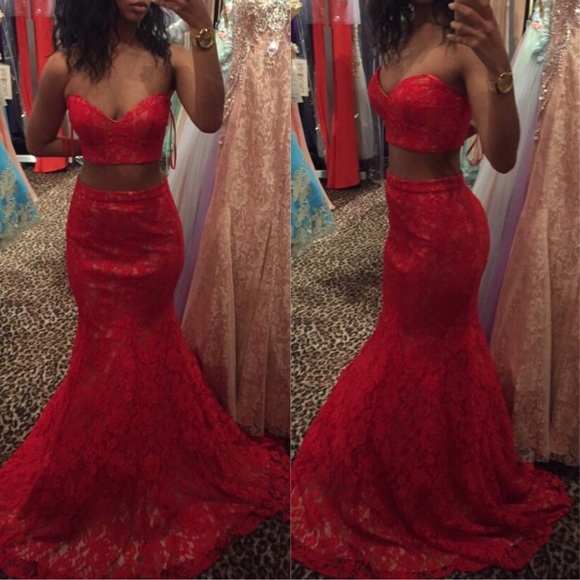 Red Two Pieces Mermaid Lace Prom Dresses Sweetheart Sleeveless Evening Dress Party Formal Dress Gowns