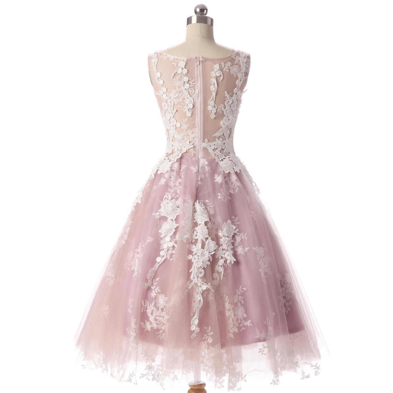 Short A-line Tulle Lace Applique Homecoming Dress Featuring Scoop Neck Bodice on Luulla Short A-line Tulle Lace Applique Homecoming Dress Featuring Scoop Neck Bodice on Luulla
