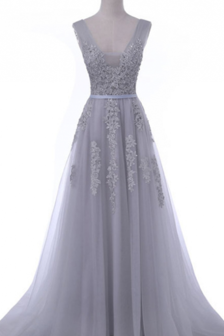 The Grey Sleeveless Ball Gown Was Dressed In A Formal Evening Gown
