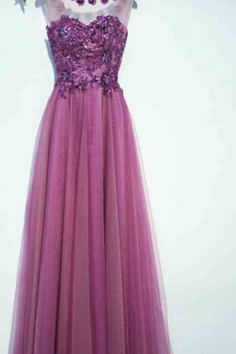 The First Line Of Pretty Clothes Is A Long Evening Dress For The Ladies Of The Evening Party