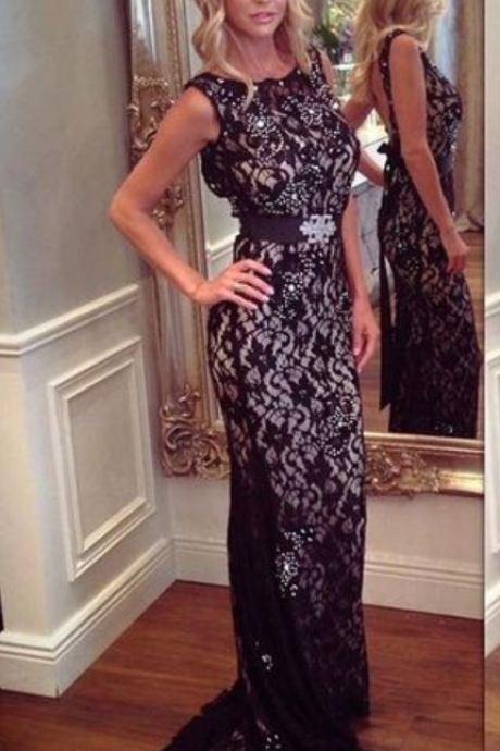 Black Floral Lace Prom Dresses With Low Back, Backless Prom Dresses With Sweep Train, Elegant Sleeveless Evening Dresses With Belt