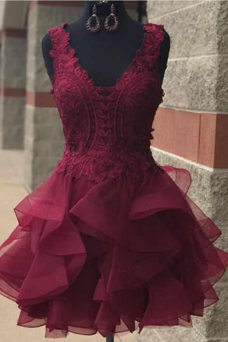Lace Home In A Dark Purple Homecoming Gown