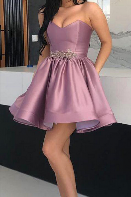 Modern A-line Sweetheart Short ,homecoming Dress ,with Appliques Pleats Cocktail Dress
