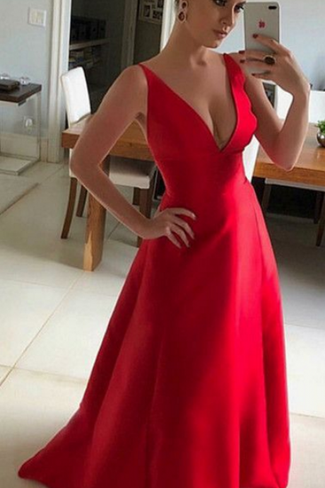 Long Red Satin V-neck Bridesmaid Dresses Floor Length Evening Gowns