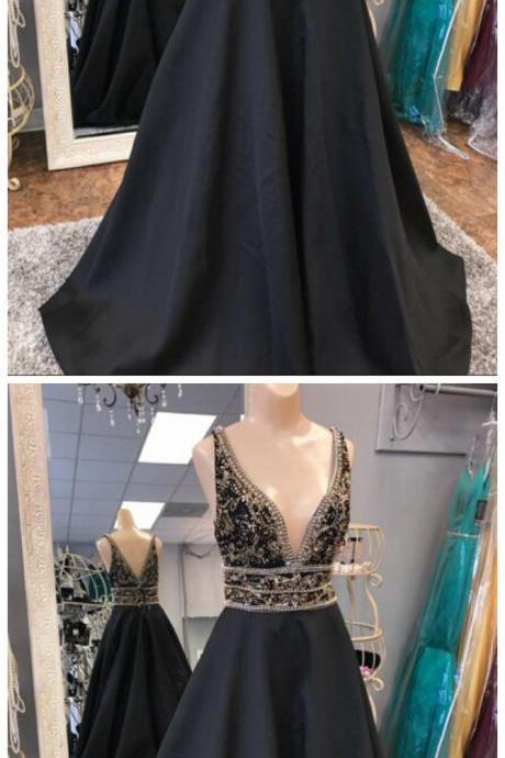 Charming A-line V-neck Sleeveless Black Long Prom/evening Dress With Beading