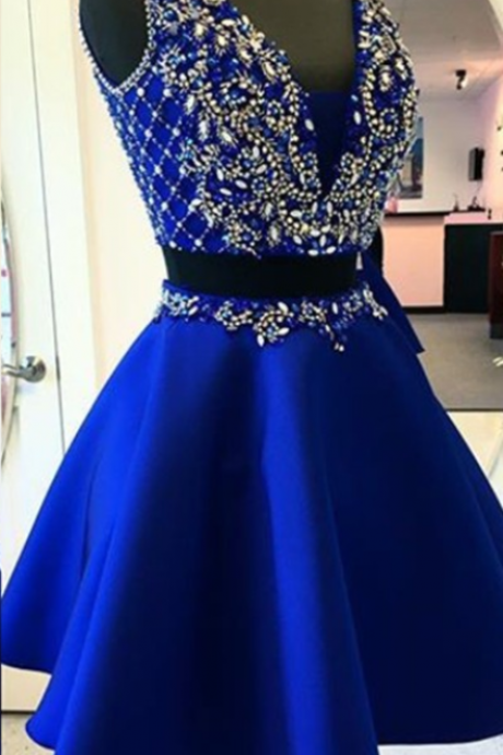 A-line/column Royal Blue Homecoming Dresses Zipper-up Sleeveless Beaded Deep V Neck Short Homecoming Dress