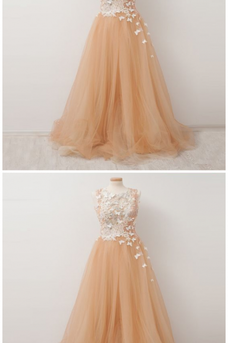 Vogue A-Line Champagne Scoop Neckline Appliqued Tulle Long Prom Dresses Online