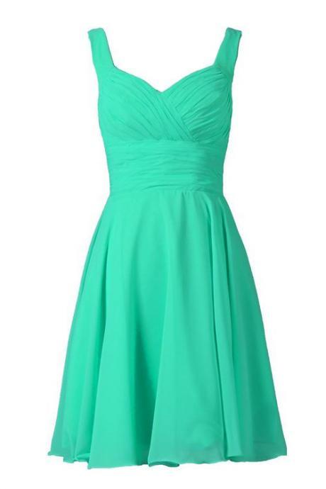 Simple A-line Knee-length Bridesmaid/Prom/Homecoming Dress With Pleats