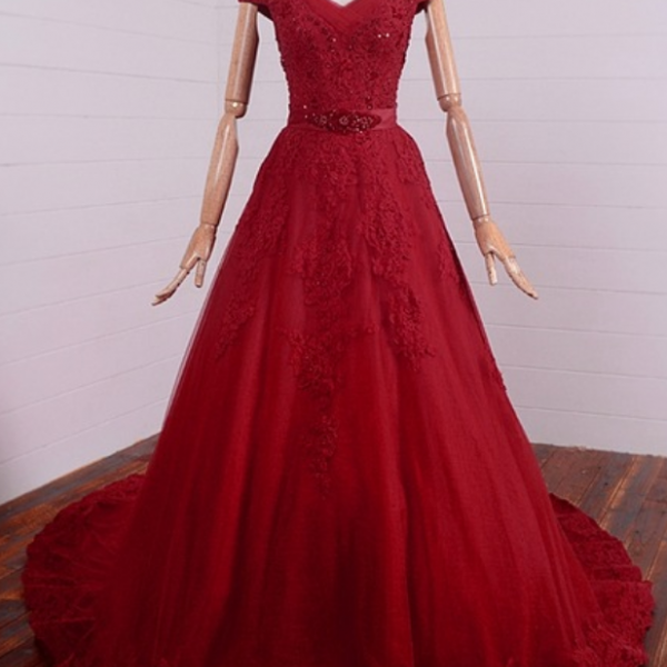 The Woman In The Elegant Red Lace Wedding Gown, The Woman In The Veil ...