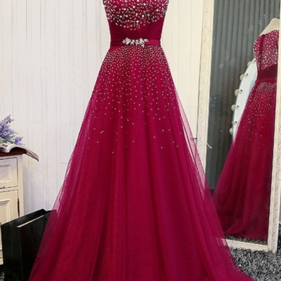 The Vibrant Crystal Ball Gown Begins The Graduation Party Evening In A ...