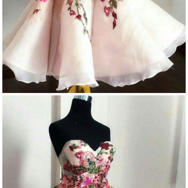 Cute Sweetheart Lace Applique Short Prom Dress Homecoming Dress PG171