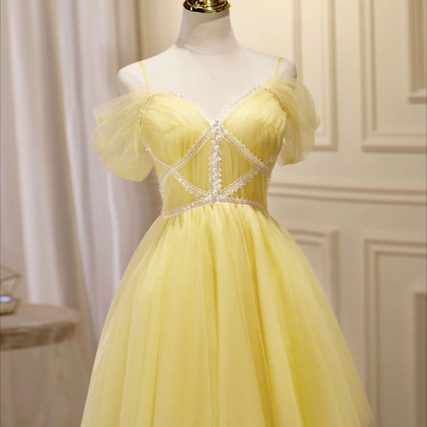 Short Prom Dresses, MiniShort Yellow Prom Dresses, Yellow Cute Homecoming Dress With Beading Lace