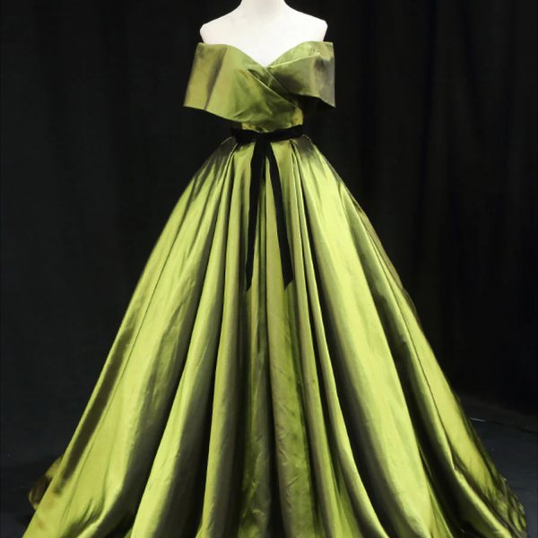 Green Ruffled Mermaid Satin Long Prom Dress