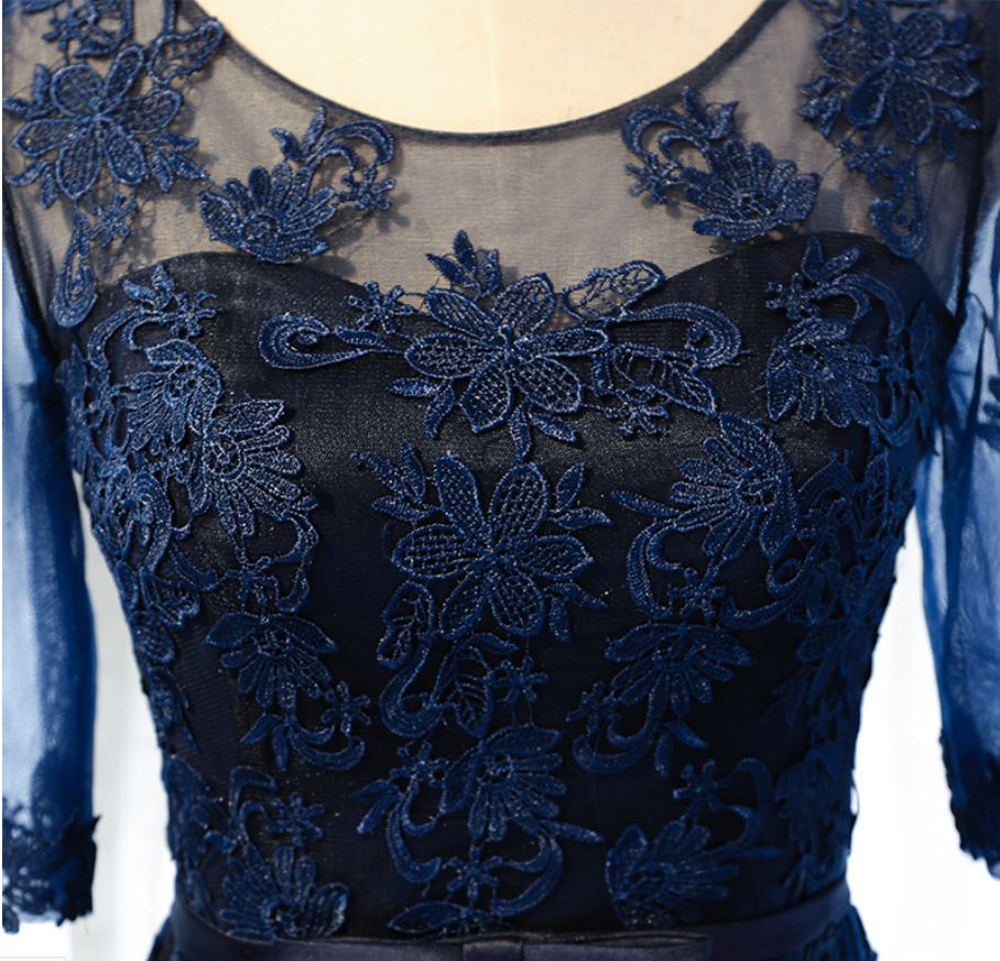 The Dark Blue Lace Dress And Sleeves Cut A Fine Beauty Dance Formal ...