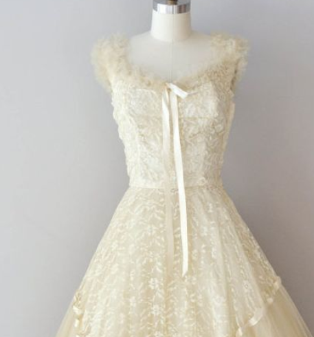 Grey Short Vintage Lace Homecoming Dress with Long Sleeves main image 1
